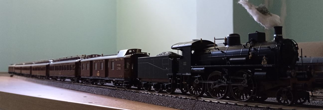 1912 Cannes Vienna Express a Borgio Verezzi Locomotiva Gr 640 Oskar e carrozze Liliput 860 .JPG