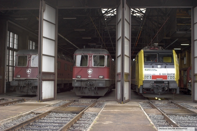 NC-E189_988-RL-SBB-Chiasso-2005-06-13-forumTTrotabili-archivio...jpg