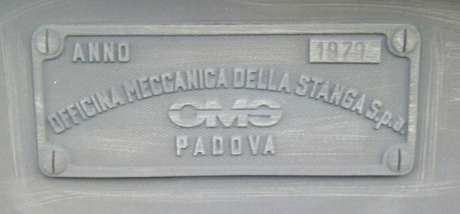 33 83 933 8 058-3 2017 Tortona.jpg