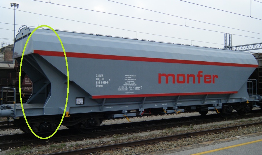 33 83 933 8 069-0 2011 Fossano.jpg