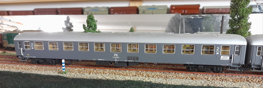 Cuccette carrelli FIAT.jpg