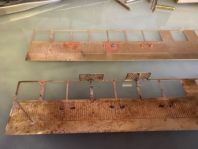 Dettaglio particolari pareti laterali 1.jpg
