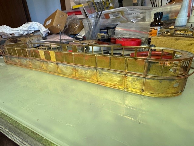 Saldatura modanature completa e pulizia stagno in eccesso.jpg