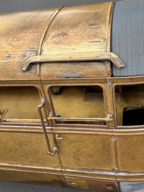 Gocciolatoio porta accesso dx.jpg