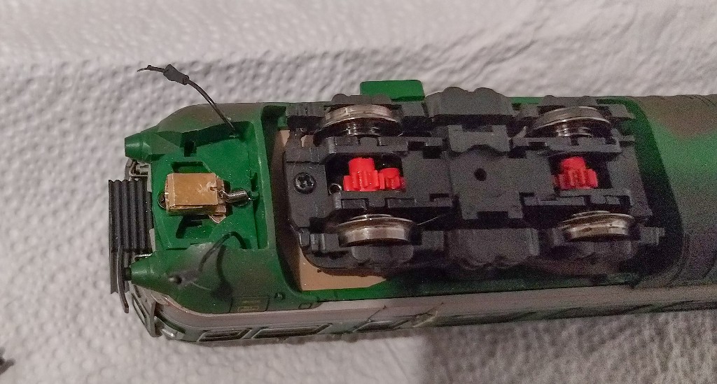 Timoni in metallo 4.jpg