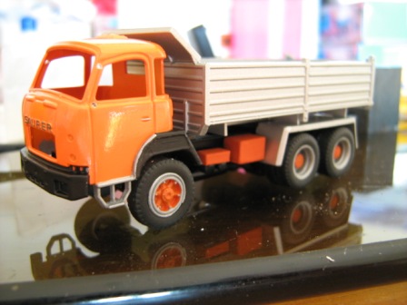 saurer-colore3.JPG