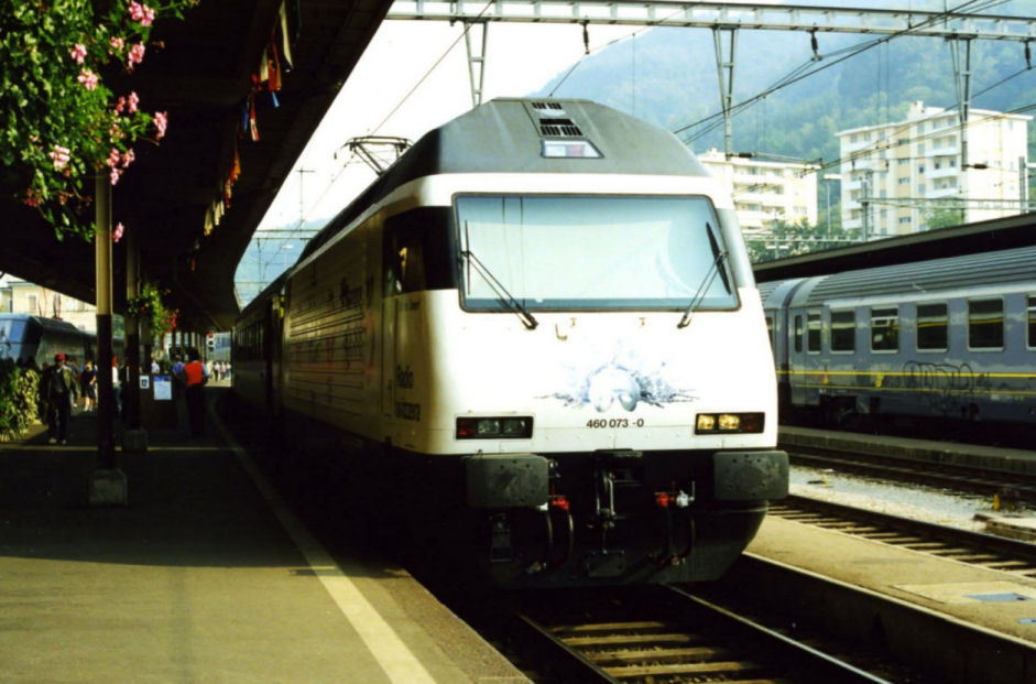 SBB Re 460 073 - 0.jpg