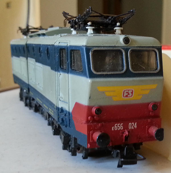 RR80656_c_small.jpg