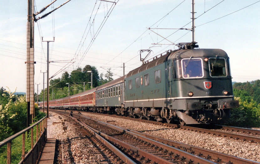 Intercity 389  Stuttgart  Lecce 05-1992.jpg