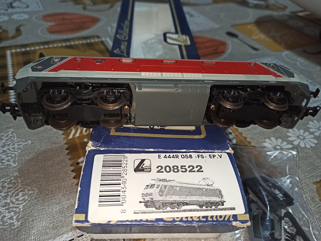 444 r  3.jpg