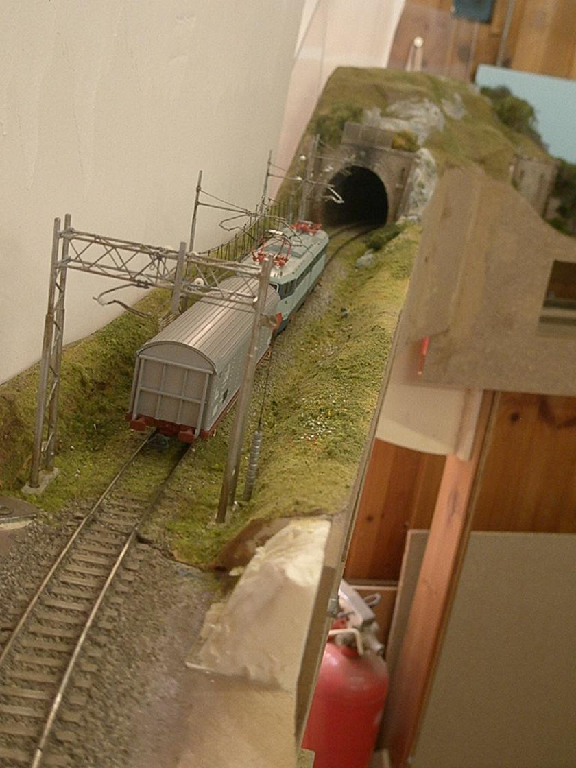 582.63 catenaria.JPG