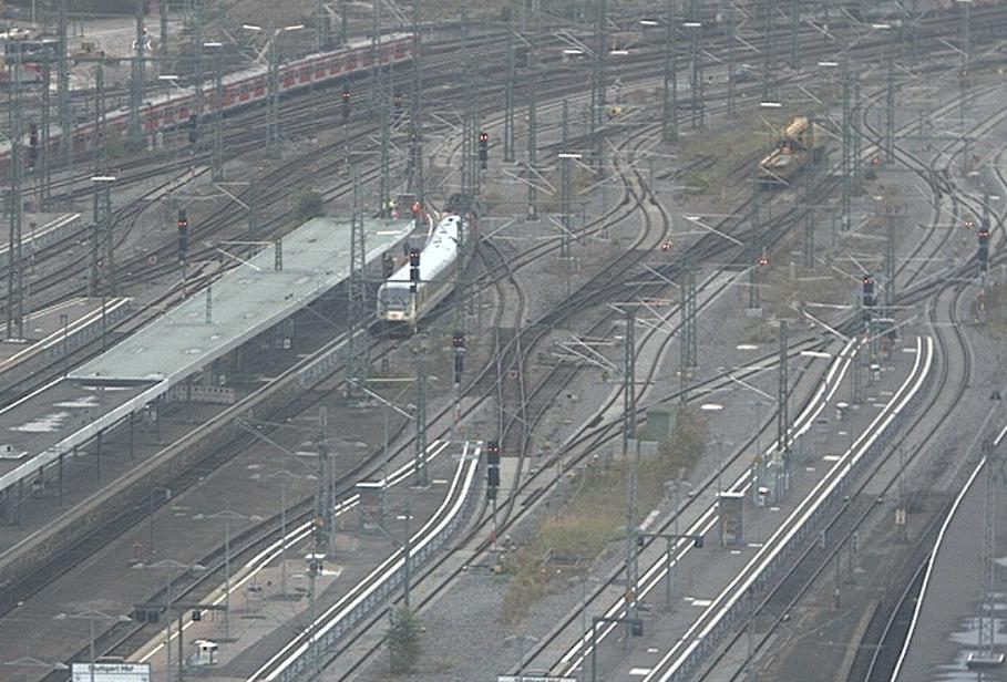 Stuttgart - 08-10-2012 prove di circolabilita con veicoli di servizio ingrandito2dot5.JPG