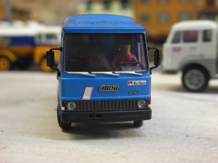 z-frontale.jpg