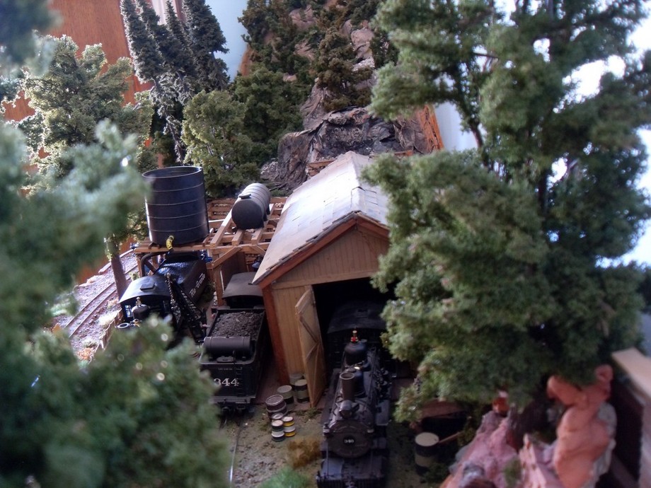 vista dall' alto della rimessa (Copia) (Copia).JPG