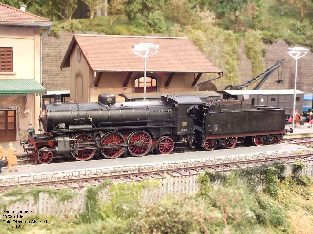 Gr685 004 LT.jpg