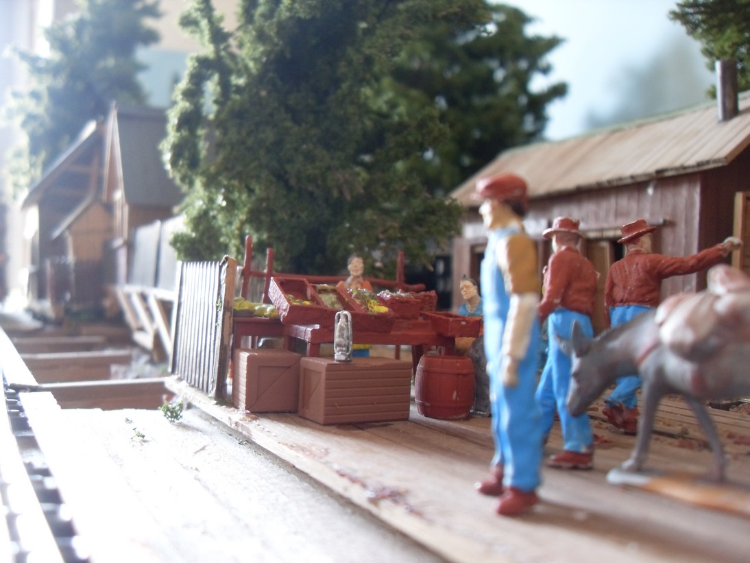 ogni venerdi' c'eì mercato (Copia).JPG