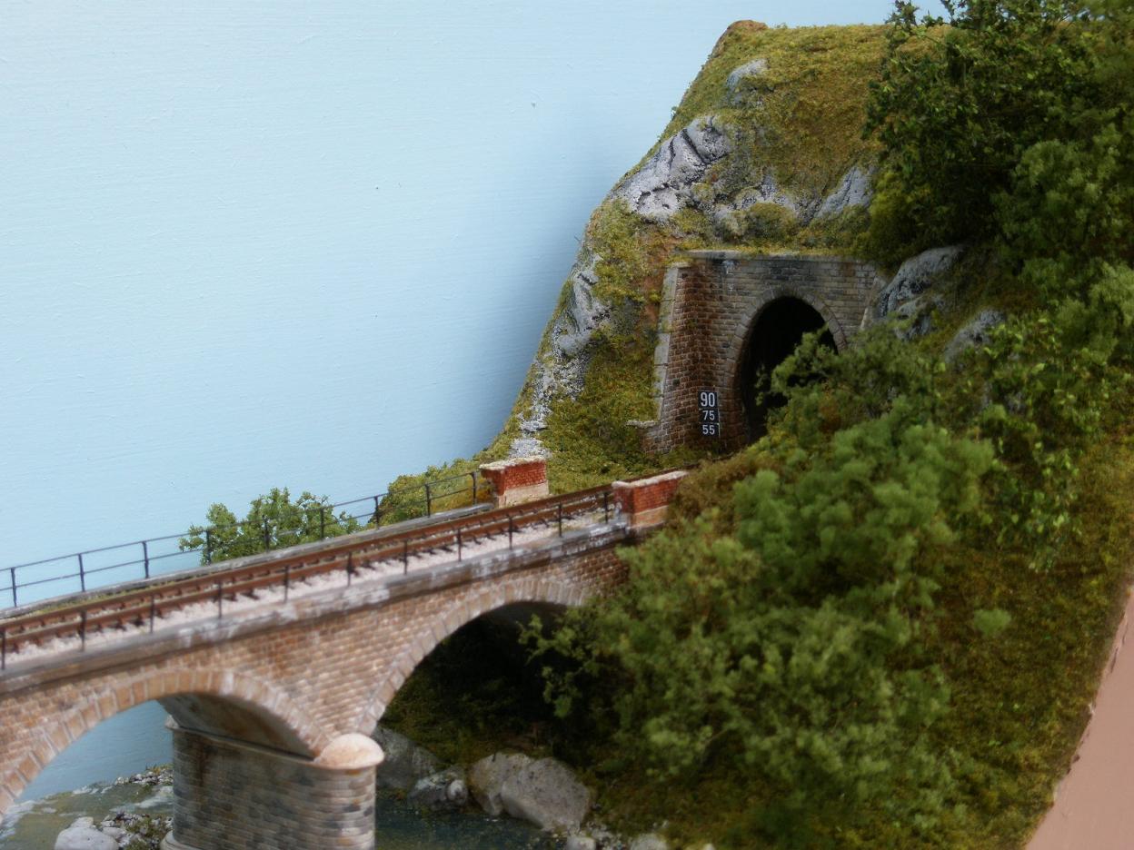 022 diorama.JPG