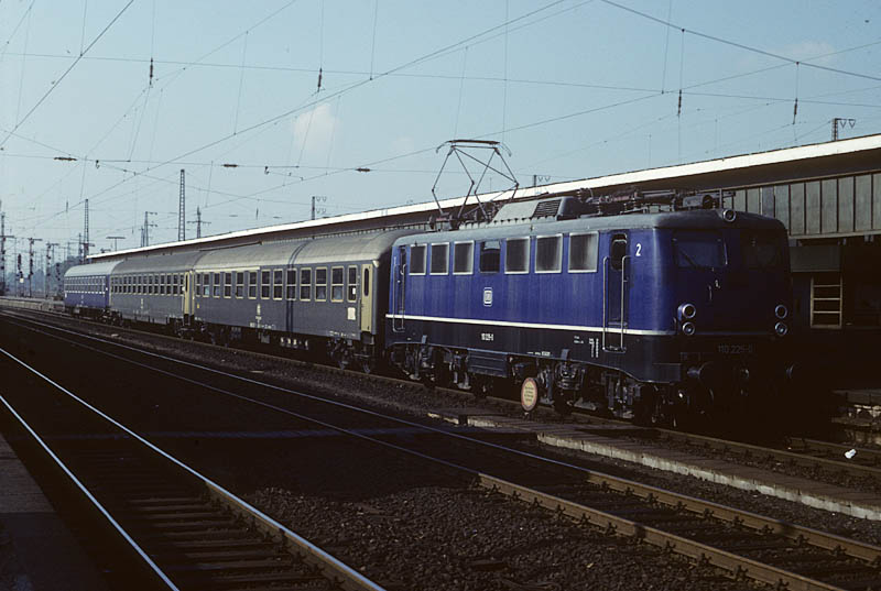 dso_DB 110_225 - - 22_9_1982 k_clegg.jpg