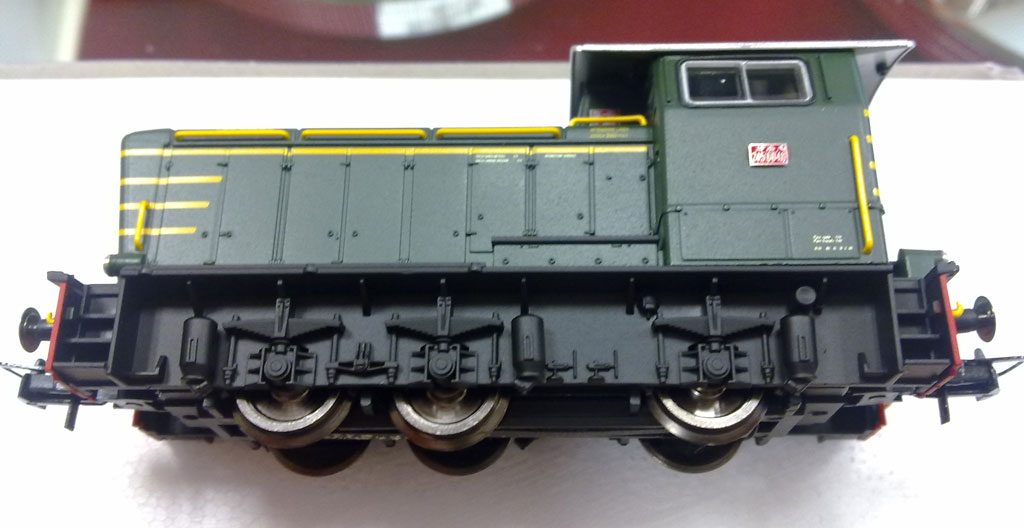 245-02.jpg