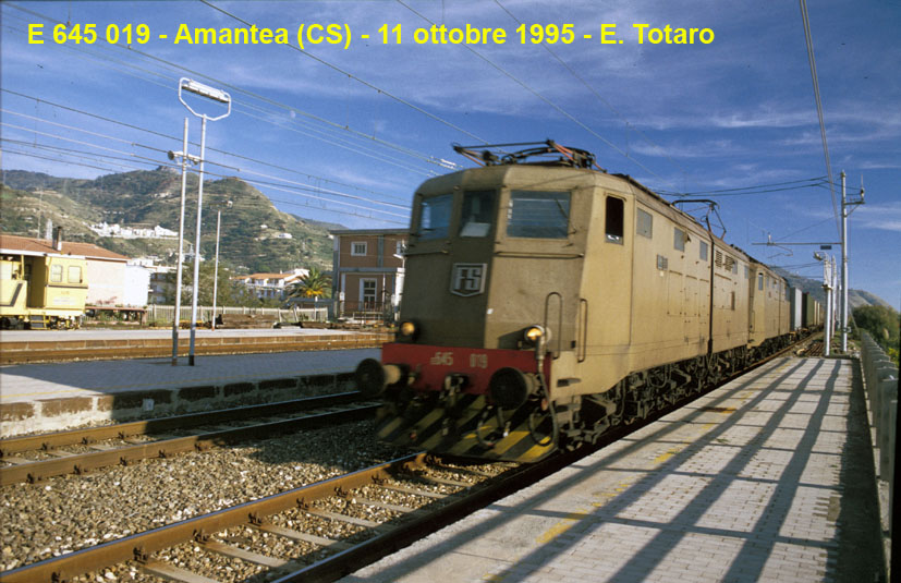951011_35.jpg