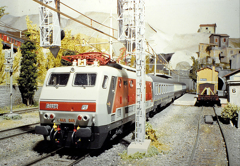 plastico1a1.jpg