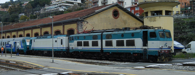 SOCCORSO_E464.JPG