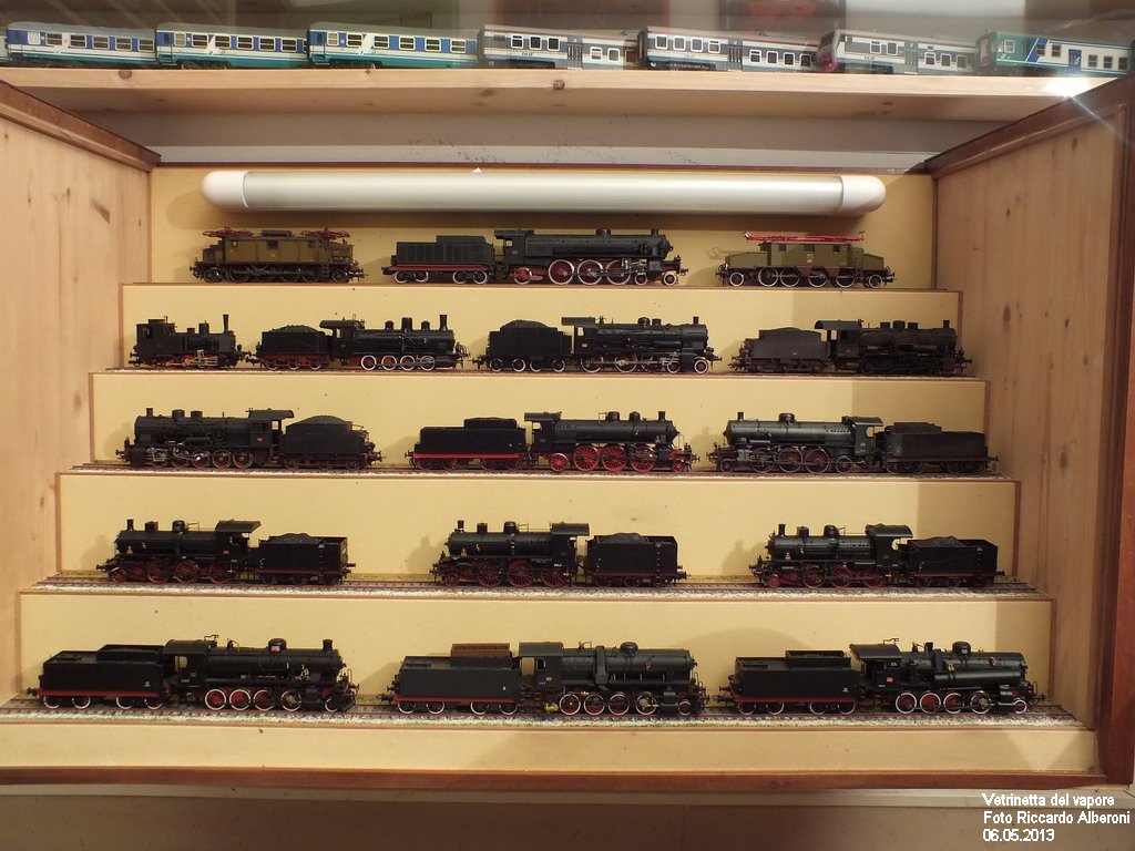 Vetrinetta del Vapore 01.jpg