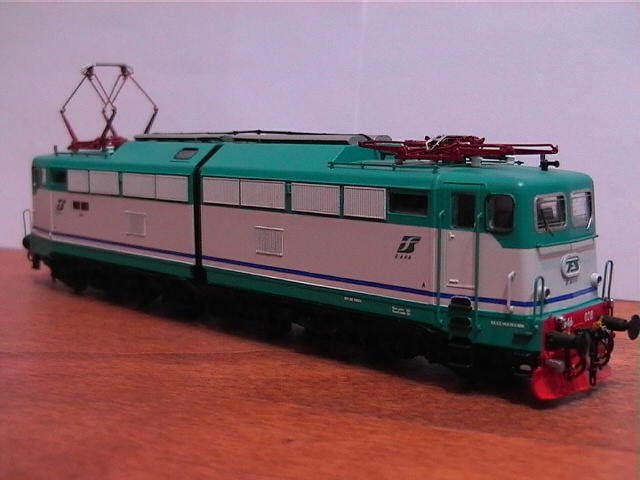 E 646.028.jpg