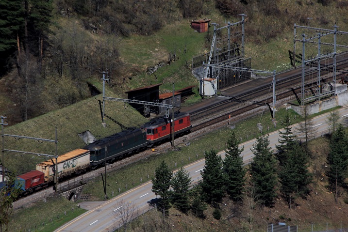 5598369210_2ab8f59056_b.jpg