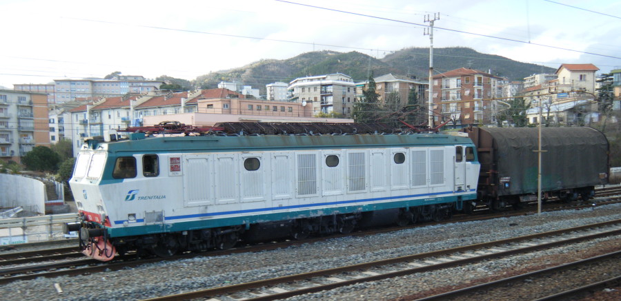 E633-084-2010-SV.JPG