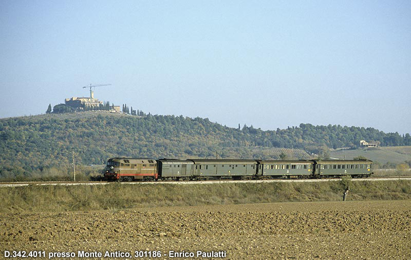 D3424011ValdOrcia.jpg
