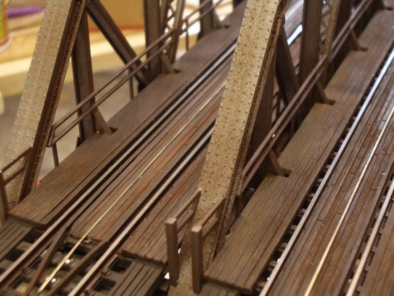 ponte metallo.jpg