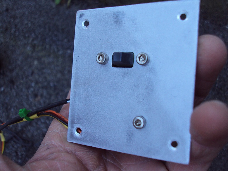 Pannello con pulsante.JPG