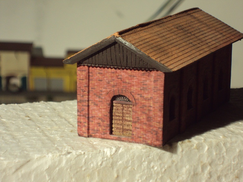 centrale elettrica 2.JPG