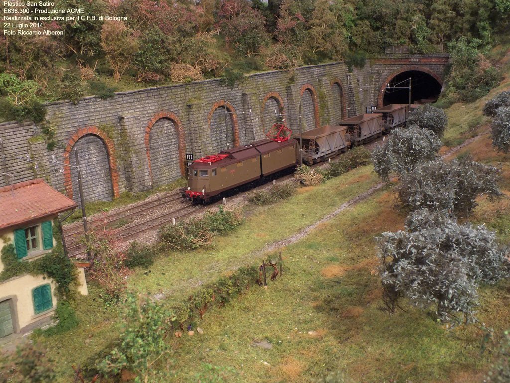 E636 300 002.jpg