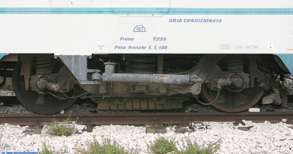 401 CARRELLO 1.jpg