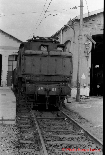 163a.jpg