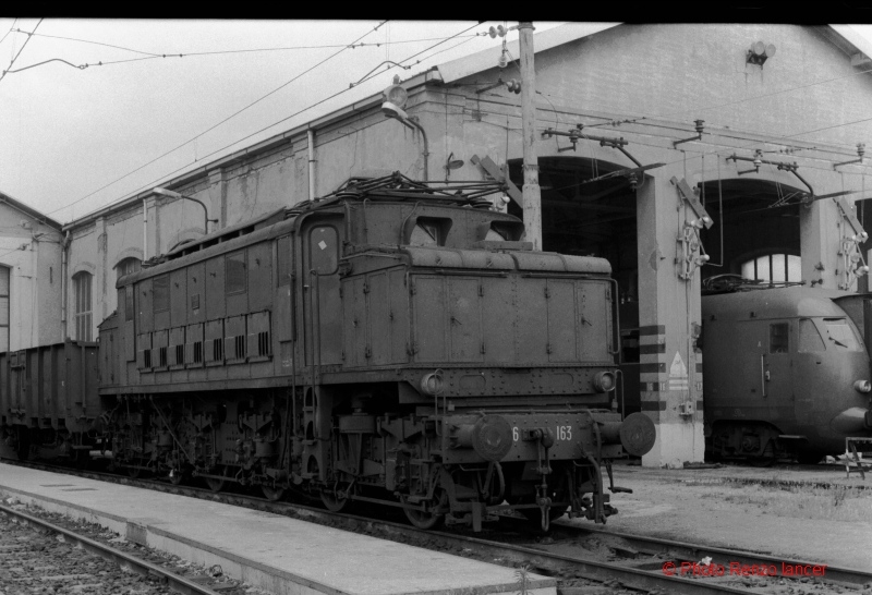 163b.jpg