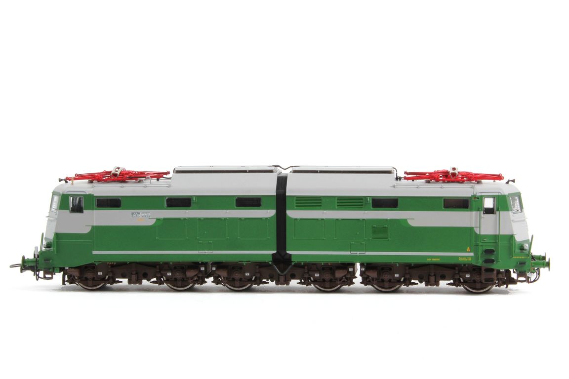 HL2633_002 [1280x768].jpg