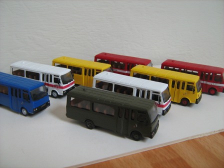 MINIBUS-VARI-2.JPG