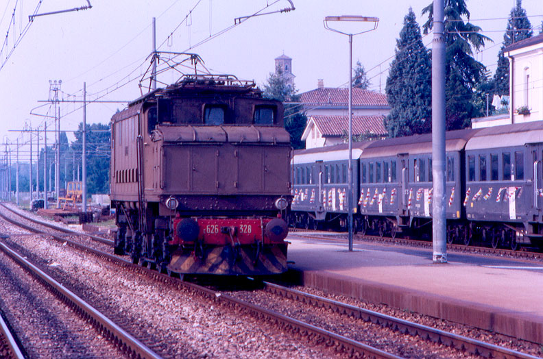 626-328-89.jpg