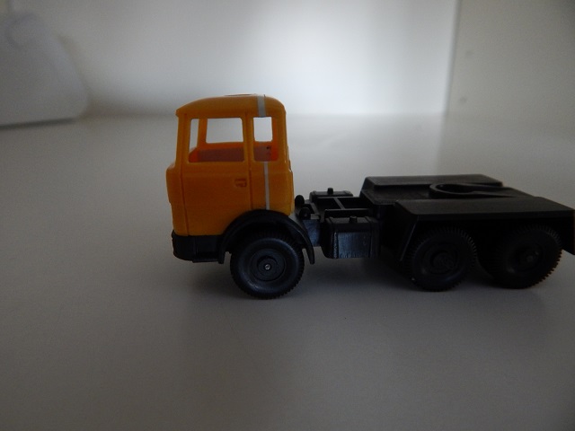 DSC0059.jpg