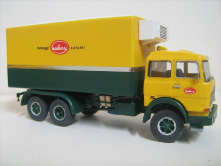 Fiat170-Galbani-3.JPG