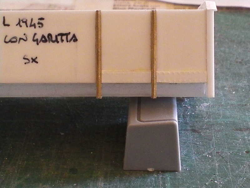 L 1945 Particolare Rivetti.jpg