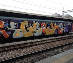 treno_graffitato.jpg