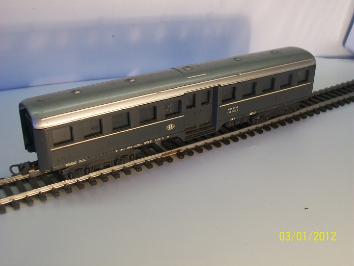 CORBELLINI GRIGIA.jpg