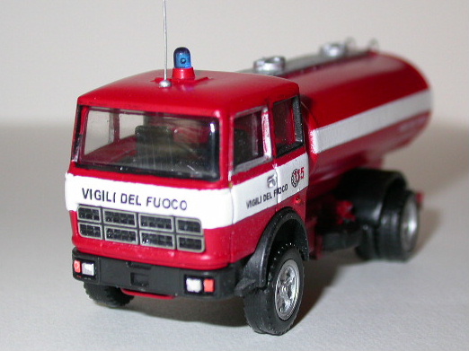 vv.ff. 007.jpg