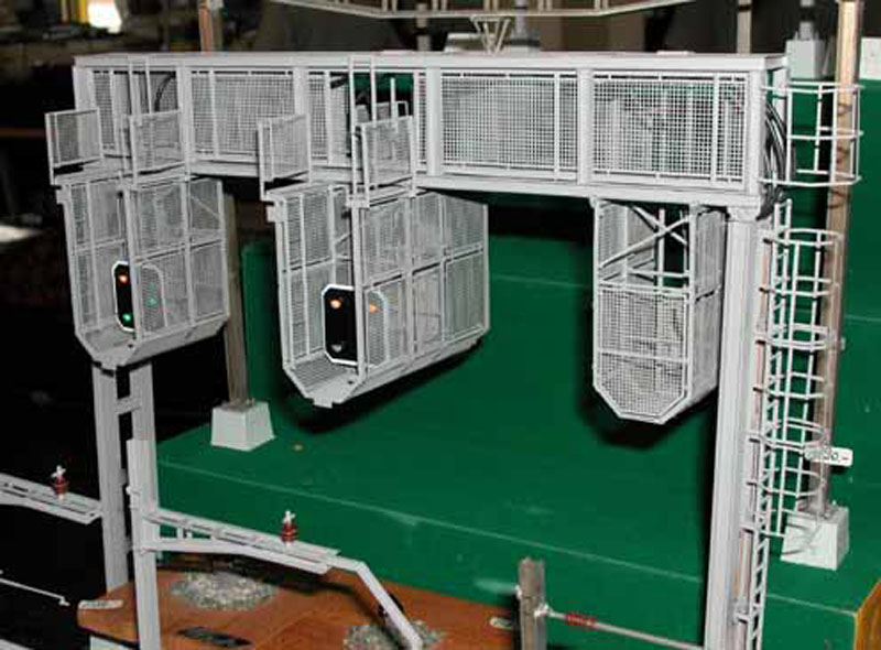 segnale a portale SBB.jpg