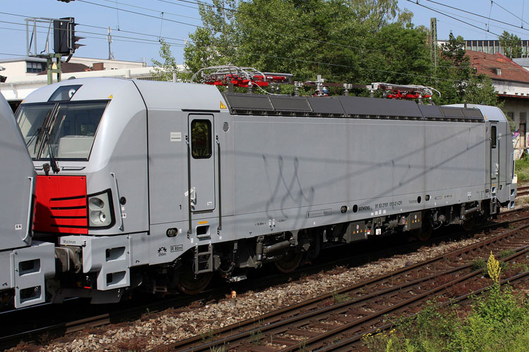 siem_21906_53.jpg
