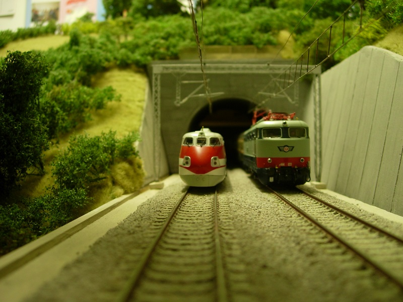 Incontro ETR 450-E 444.031 DD.jpg